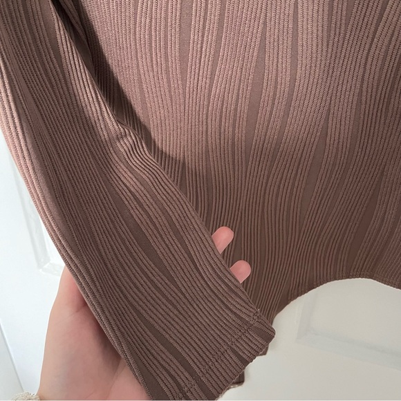 Dynamite Maren Textured Bodysuit - Picture 7 of 11